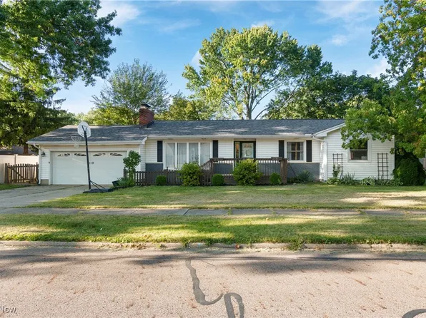 1119 Walton Dr, Akron, OH 44313