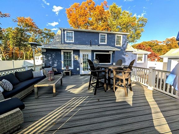 5th image of 64 Woodside Dr