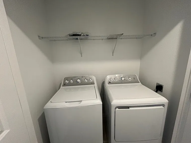 In Unit Washer & Dryer