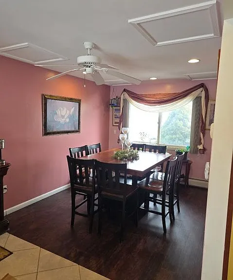 215 Albany Ave — Photo 13