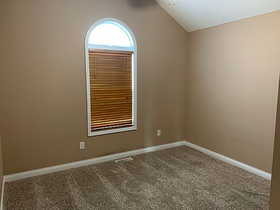 2nd image of 3425 Fair Oaks Ave