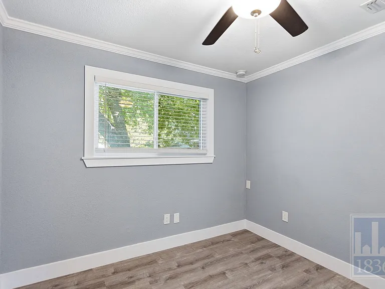 1103 Booker Ave #A — Photo 12