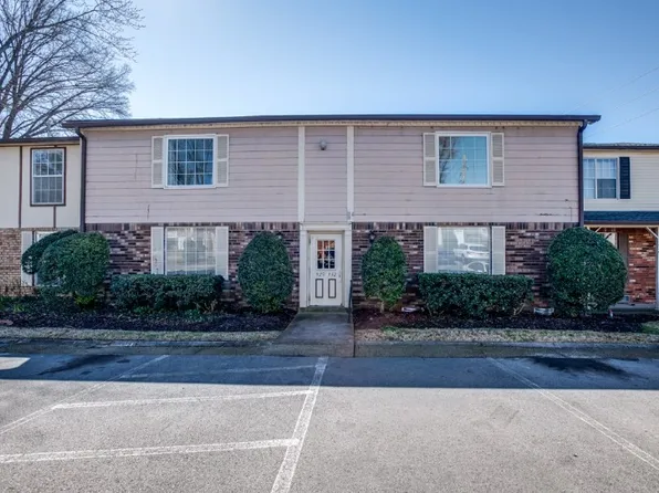 932 Coarsey Dr, Nashville, TN 37217