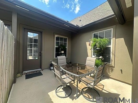 4th image of 5908 Stumberg Ln Unit 60