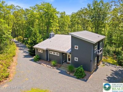 22 Sequin Cir, Jim Thorpe, PA, 18229