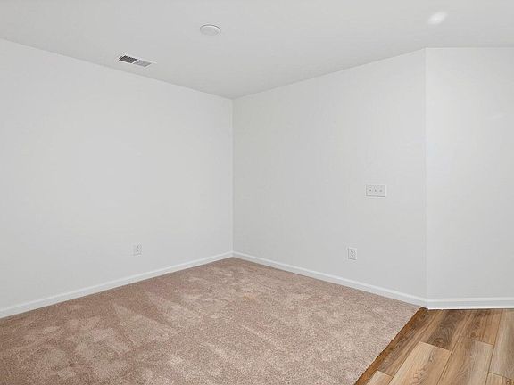 4th image of 4633 Forest Hills Dr #1003