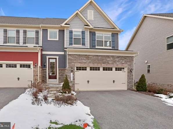 1218 Pennington Dr, Brunswick, MD 21716