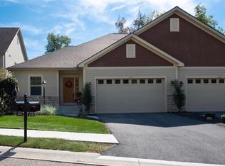 1131 Cross Creeks Rdg, Pickerington, OH 43147