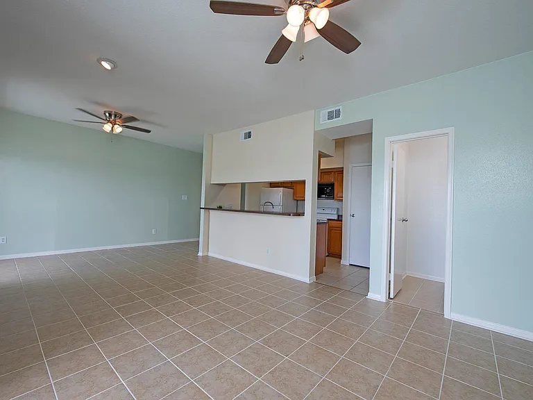 18809 Egret Bay Blvd #127 — Photo 18