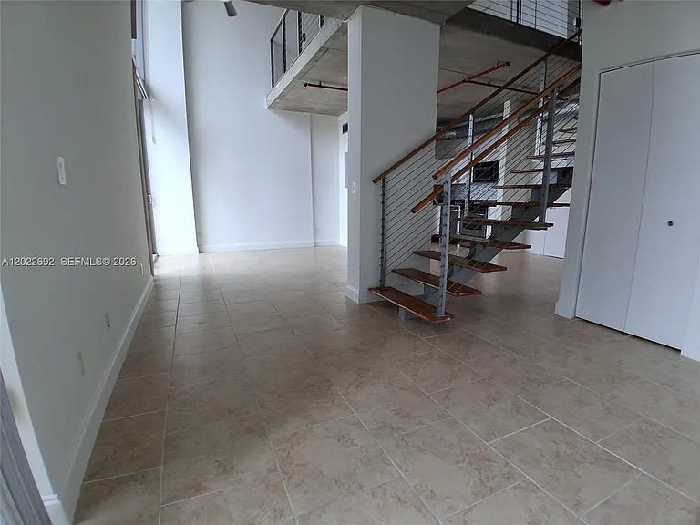 690 SW 1st Ct #Penthouse I19 — Photo 2