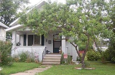 2nd image of 819 E Donald St