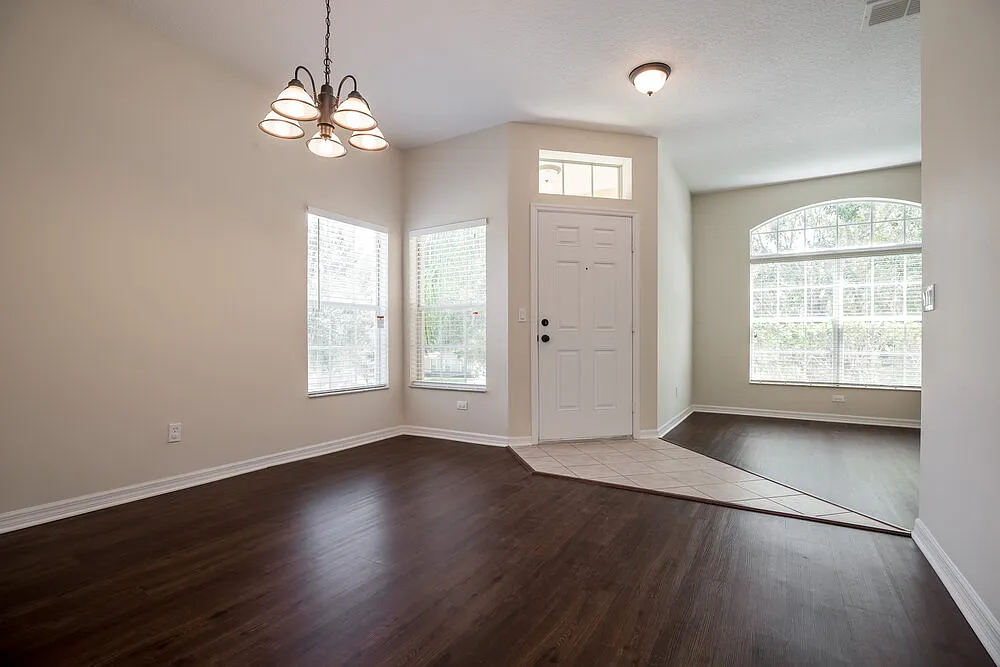 4 bed, 2.0 bath, 2008 sqft, $2,890 — Photo 4