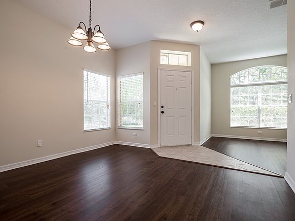 4th image of 2646 Lake Cora Rd