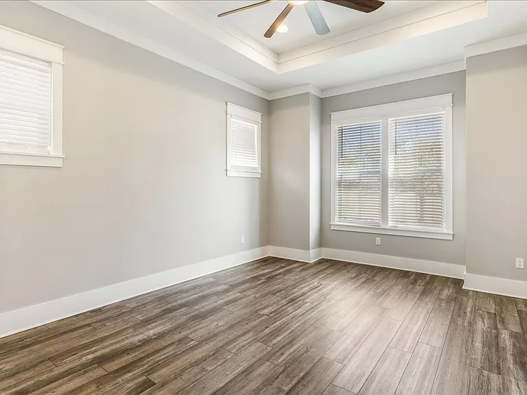 4072 Biltmore Ave — Photo 35