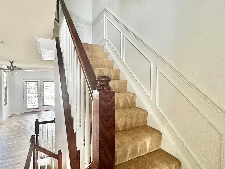 3030 Chinkapin Oak Ln — Photo 10