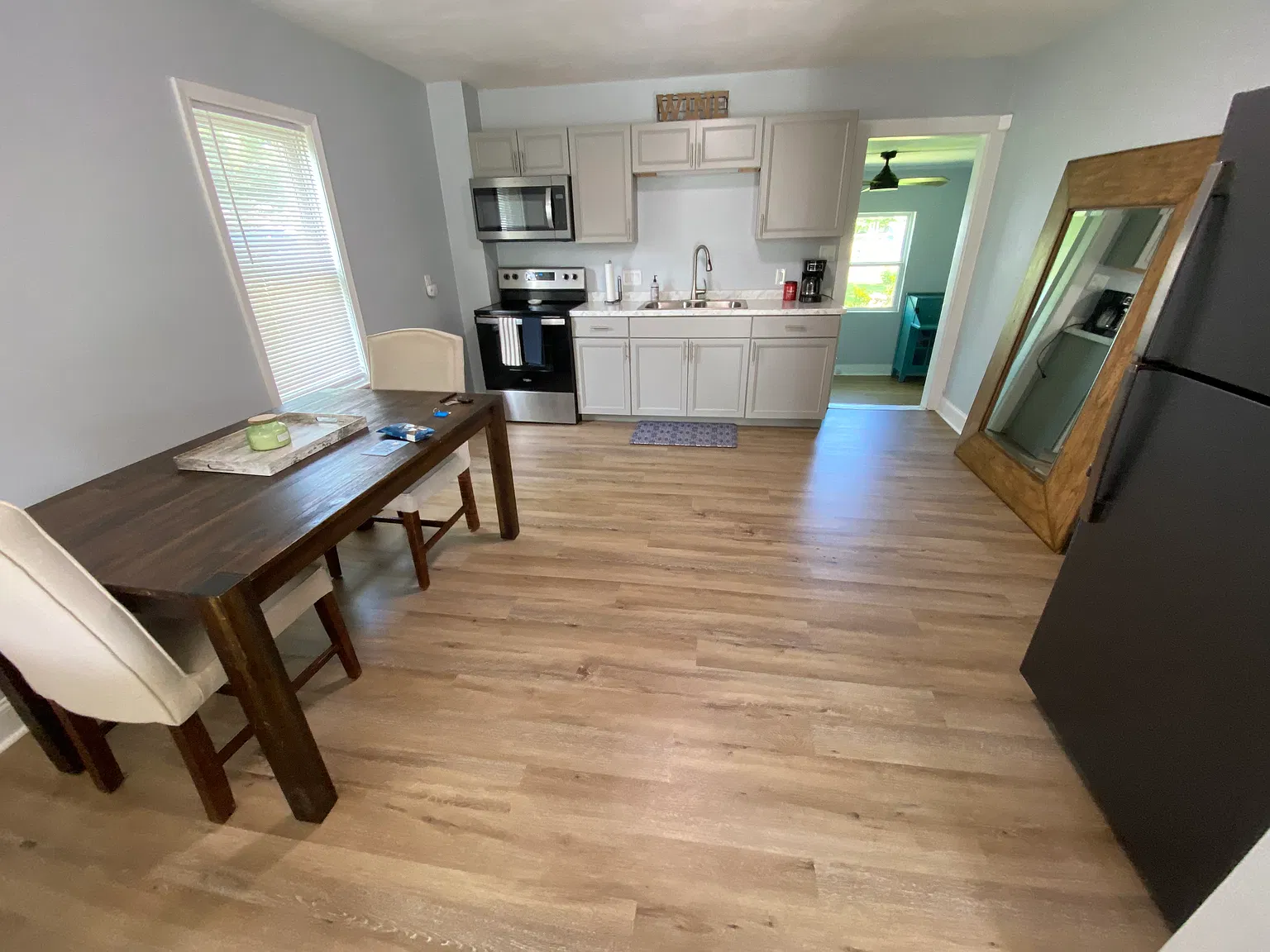 1 bed, $1,100 — Photo 4