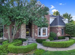 47232 Merion Cir, Northville, MI 48168