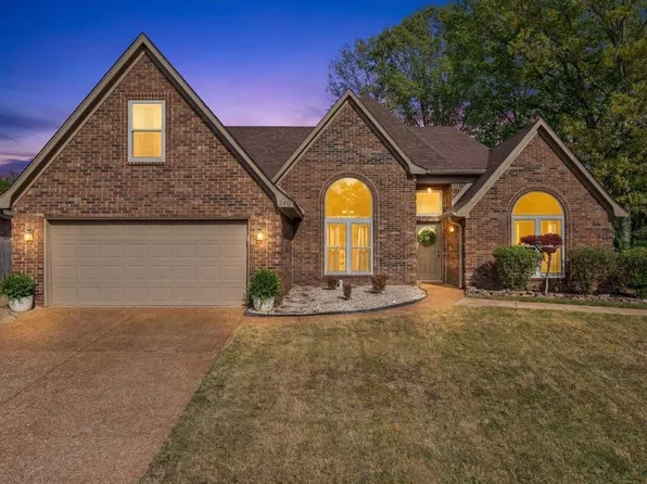 240 Lakewood Dr, Oakland, TN 38060