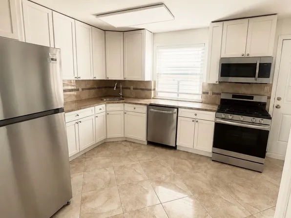 8802 Rockaway Beach Blvd, Rockaway Beach, NY