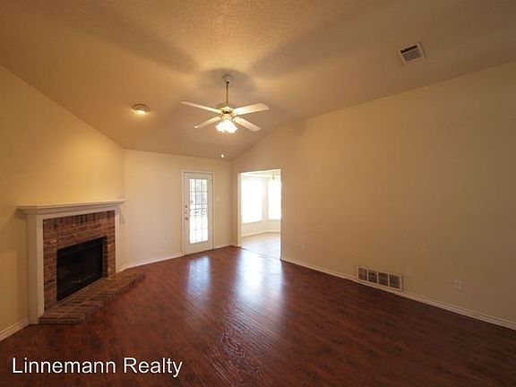 4th image of 2504 Coley Dr