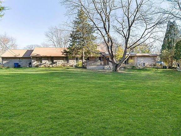 4th image of 6260 Avalon Lane East Dr