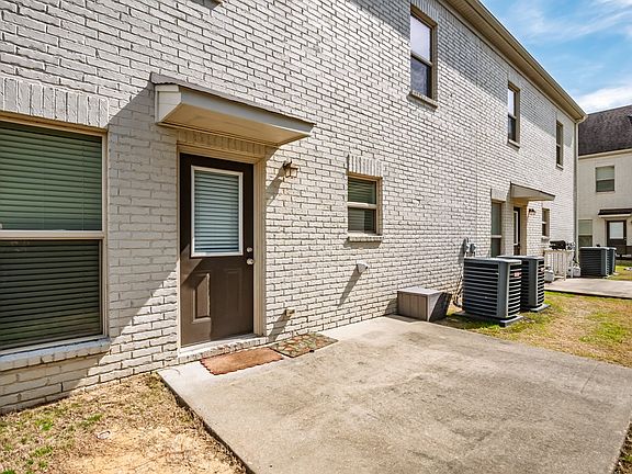 2nd image of 332 Paul T Cir