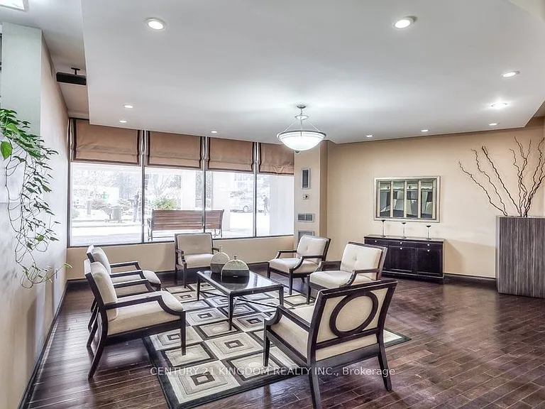 20 Edgecliff Golfway E #1209 — Photo 9