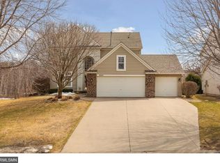 8541 Timberwood Rd, Woodbury, MN 55125