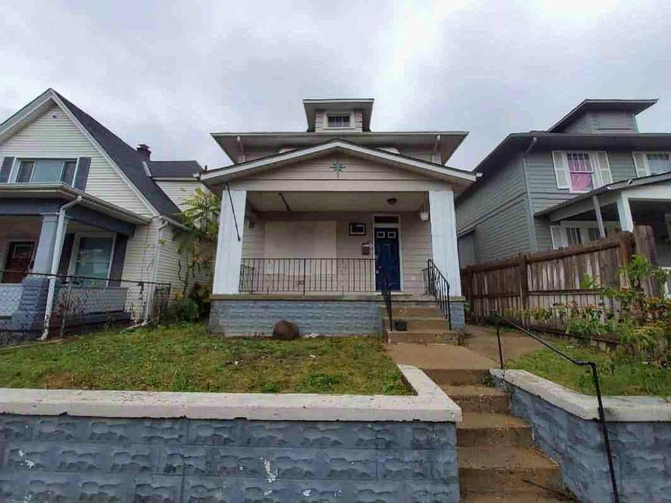 1st image of 231 S Richardson Ave