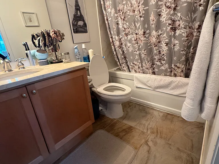 30 Grand Trunk Cres #3806 — Photo 12