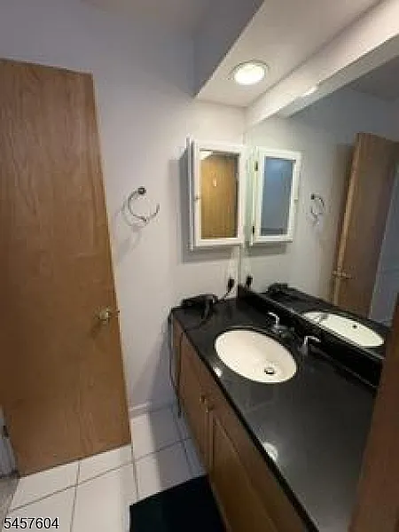 1 bed, 1.0 bath, 752 sqft, $2,200 — Photo 4