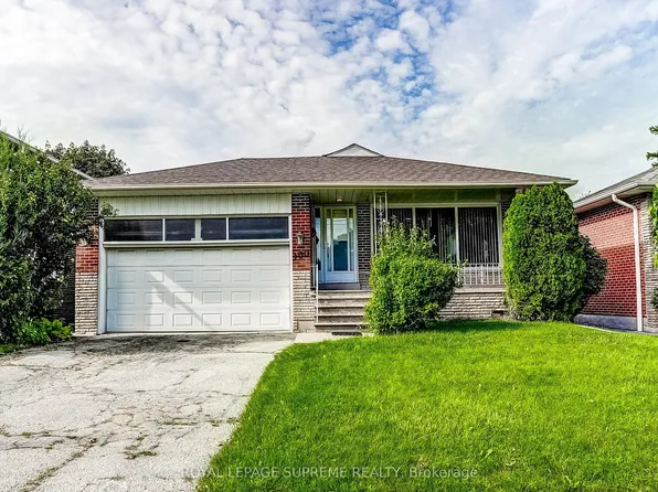 100 Summitcrest Dr, Toronto, ON M9P 1H8