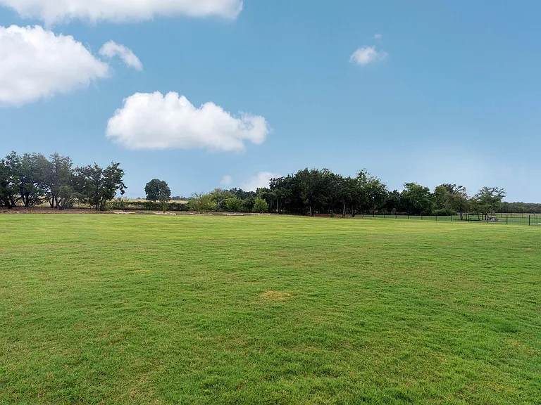 209 Northcrest Dr #1 ACRE — Photo 36