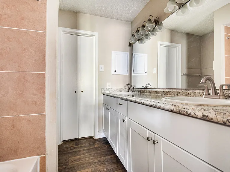 3623 W Northgate Dr #231 — Photo 17