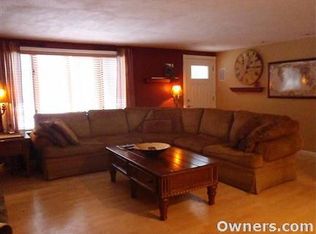 522 Blueberry Ln, North Conway, NH 03860