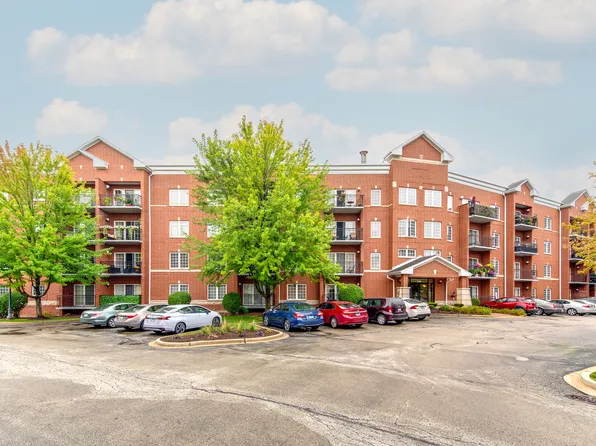 3401 Wellington Ct Unit 212, Rolling Meadows, IL 60008