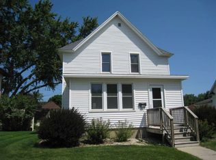 812 E Main St, Decorah, IA 52101