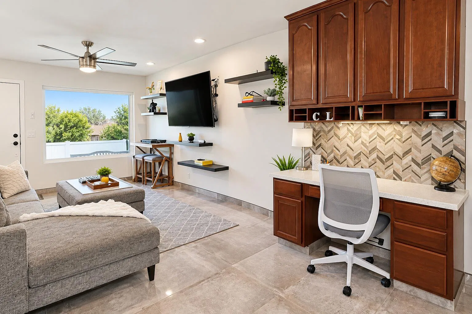 1 bed, 565 sqft, $1,700 — Photo 2
