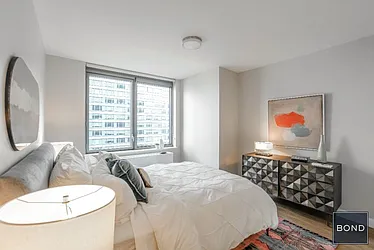 Rented by Bond New York