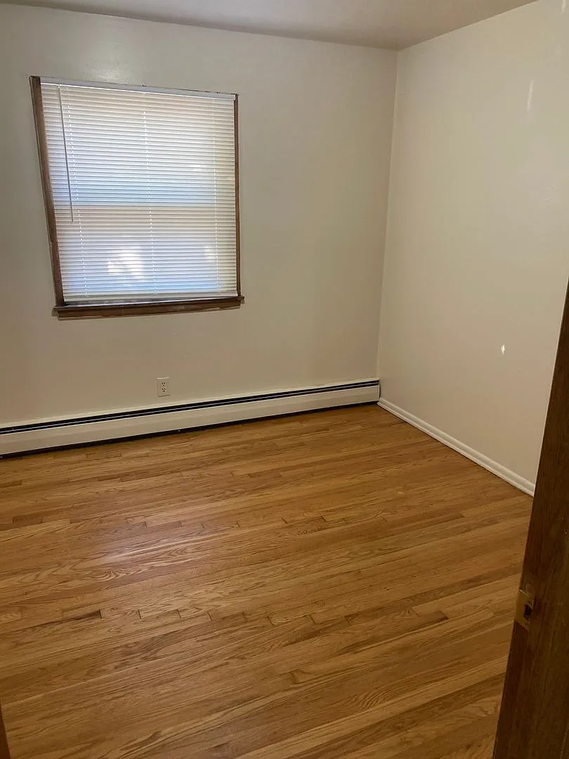Hampton Townhouses — Photo 3