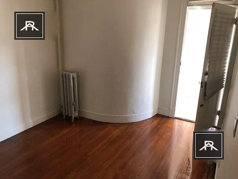 1903 Beacon St #2F — Photo 8