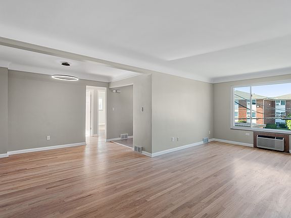 4th image of 1909 Gardenia Ave APT 8