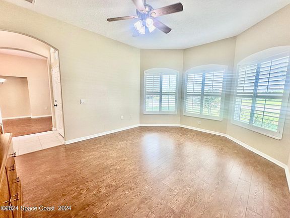 5th image of 2558 Long Sandy Cir