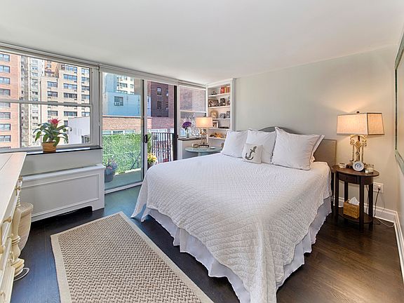 5th image of 205 E 76th St Floor 6