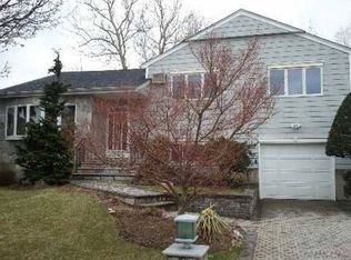 2618 Marin Ln, East Meadow, NY 11554