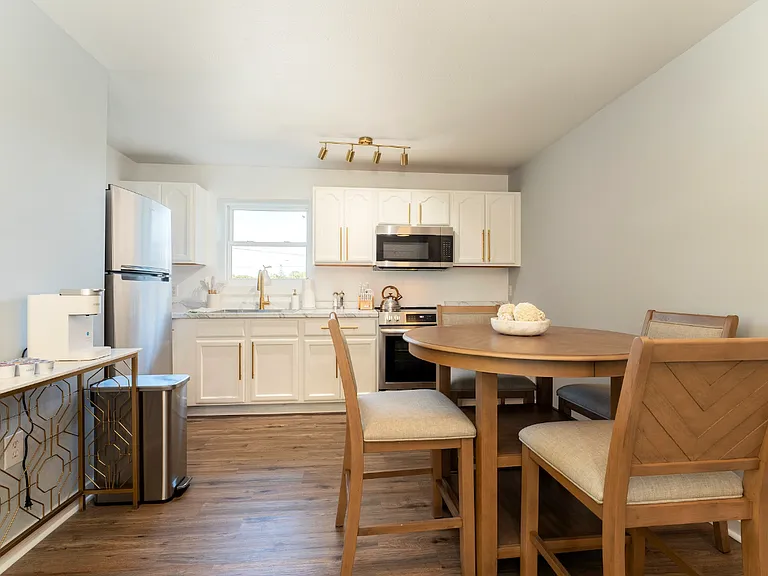 1117 Bar Harbor Rd — Photo 8