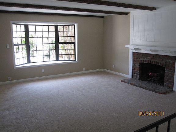 4th image of 1516 N Dwight Ave