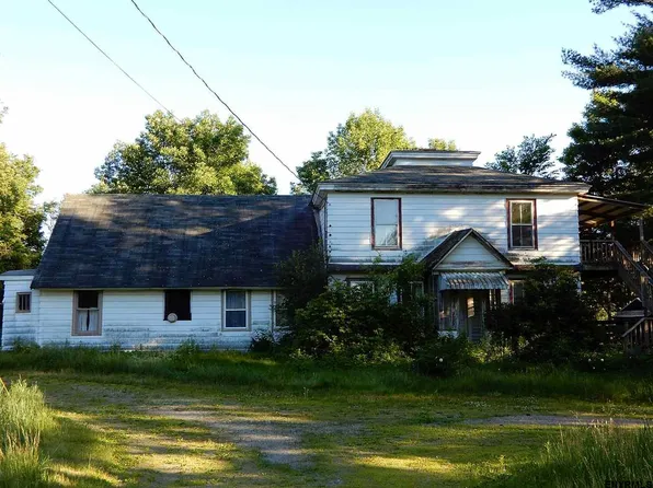 17 Raymer Ln, Berlin, NY 12022