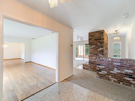 3rd image of 156 Hilltop Drive