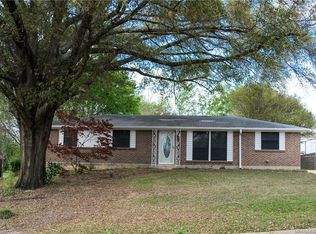 160 Primrose Dr, Prattville, AL 36067